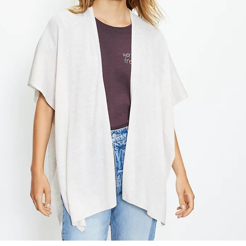 LOFT Travel Wrap